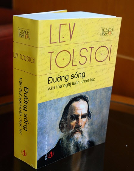 Lev Tonstoy
