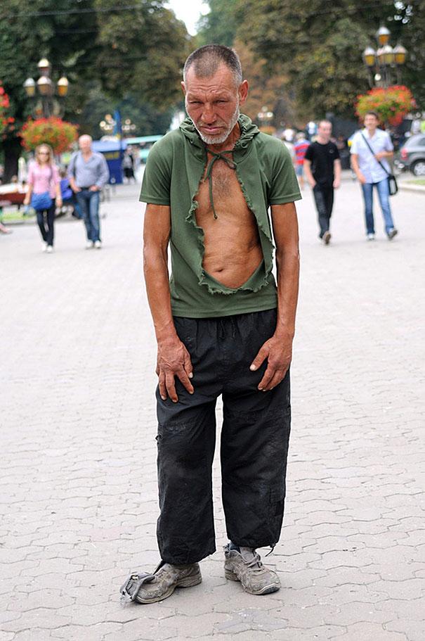 https://cdn.noron.vn/2022/09/18/homeless-slavik-fashion-portrait-photography-yurko-dyachyshyn-7-1663471352.jpg