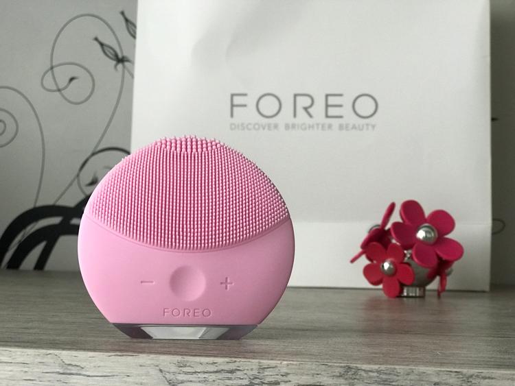 https://cdn.noron.vn/2022/11/13/foreo-luna-mini-2-1668310310.jpg